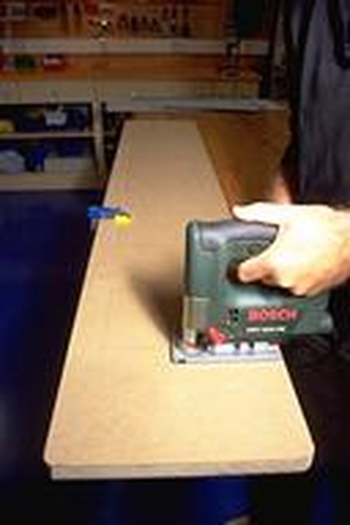 Cómo hacer una torre de música paso 1