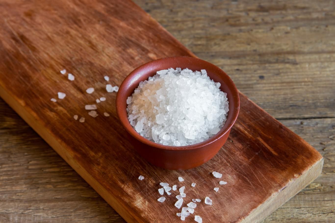 La sal gruesa es ideal para mantener las toallas perfectas.