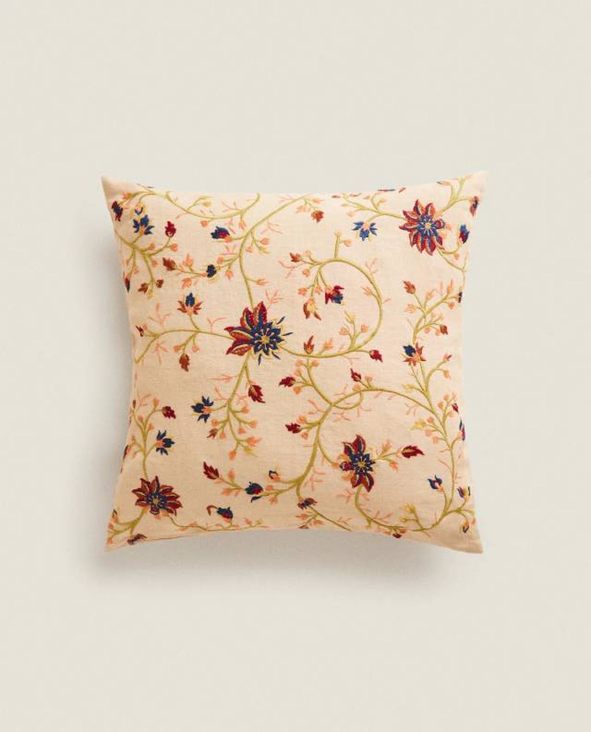 funda cojin bordado floral zara home