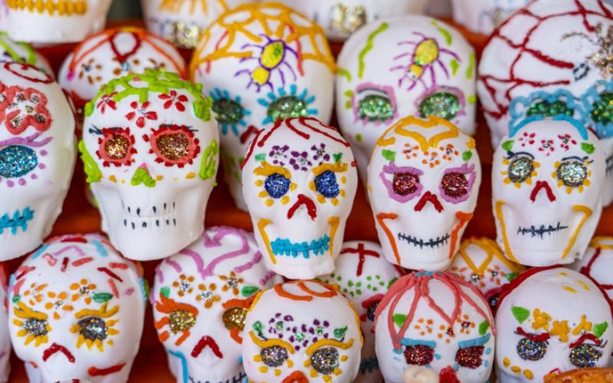 Las calaveras de azúcar son más decorativas que comestibles