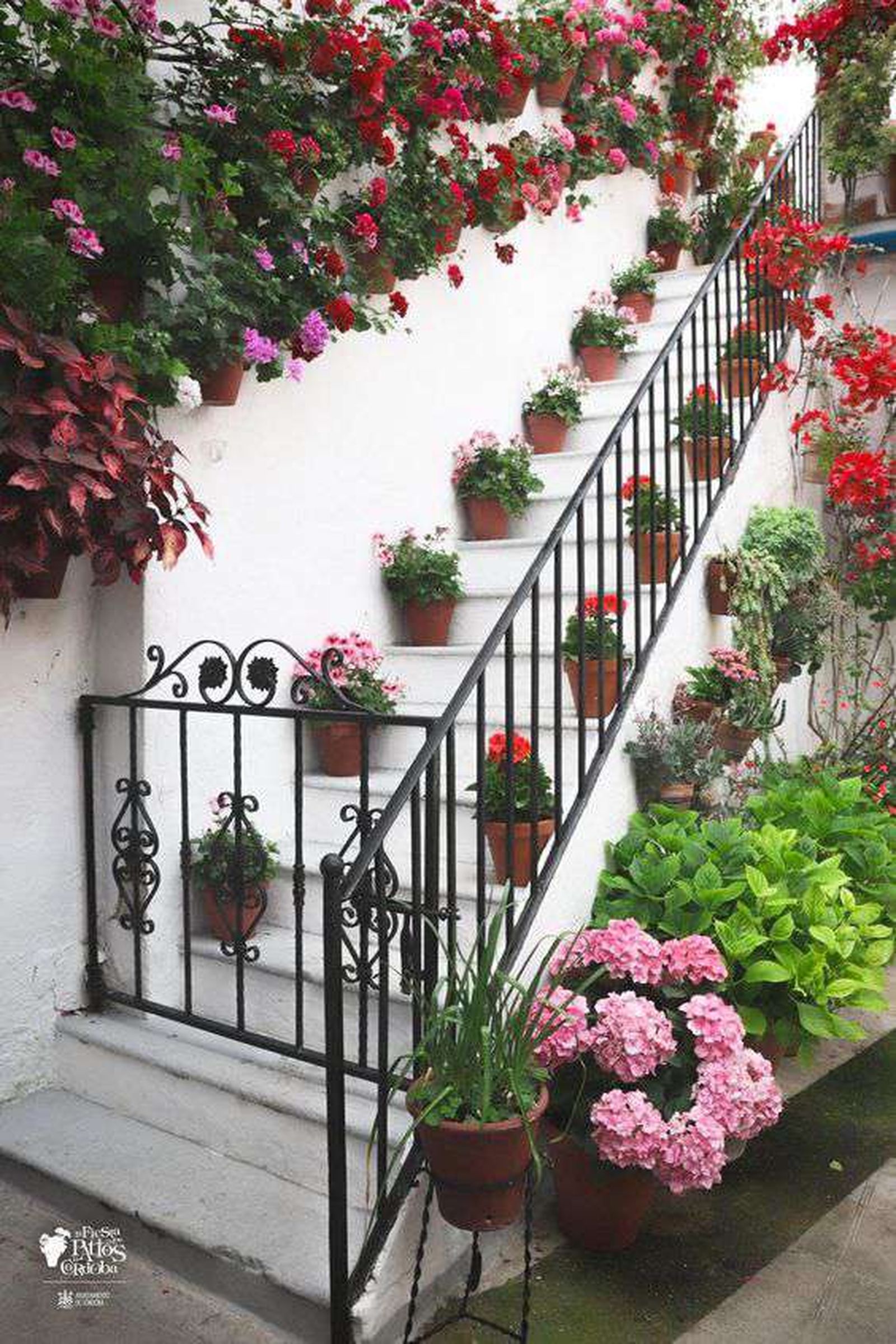 patio andaluz pared decorada pinterest  el blog de la tabla 2