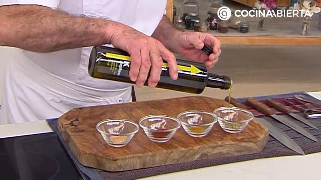 aperitivo especiado crujiente de pasta al horno receta karlos arguinano kar67770321 paso2