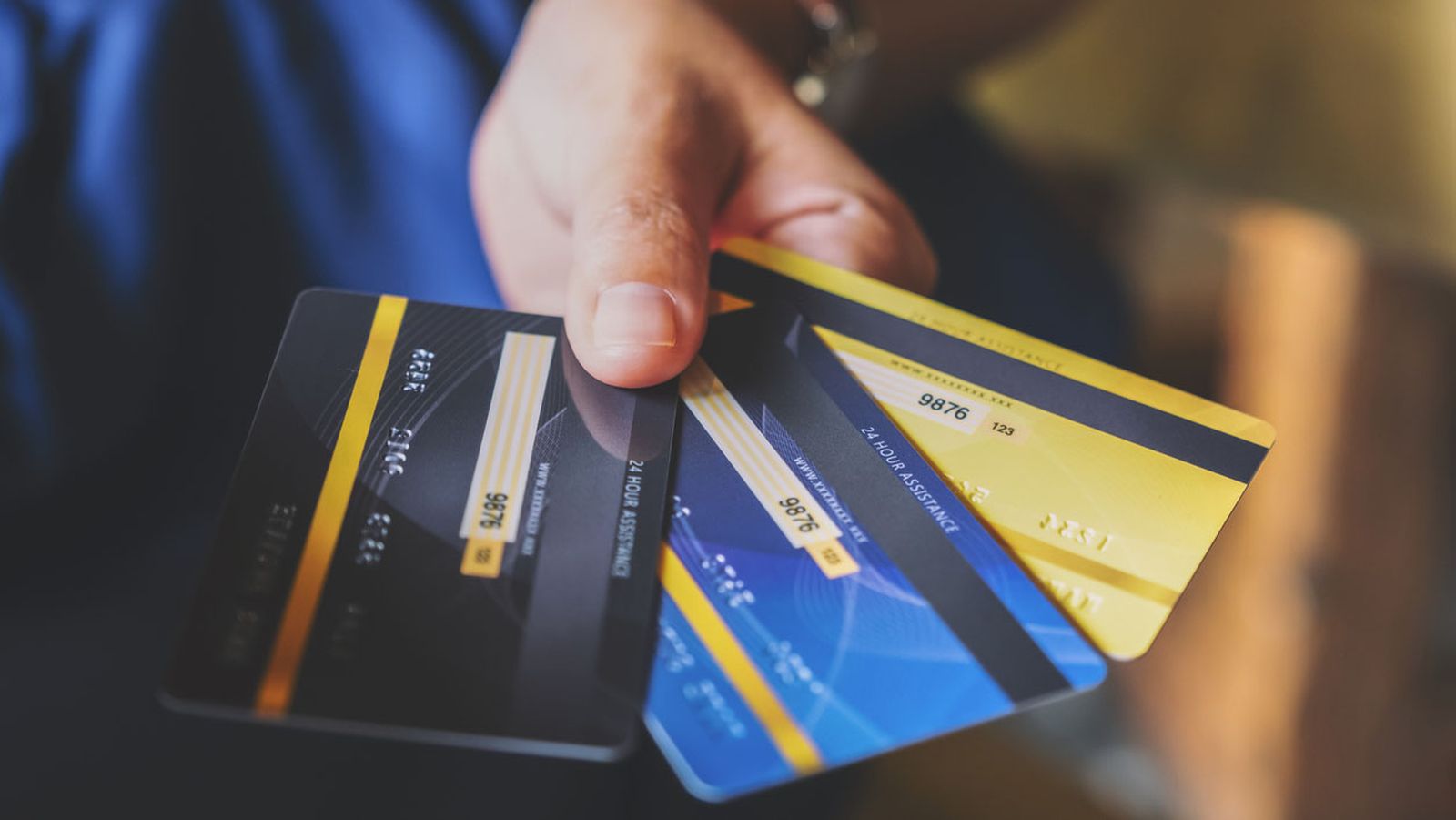que ocurre con los clientes cuando un banco absorbe a otro banco1