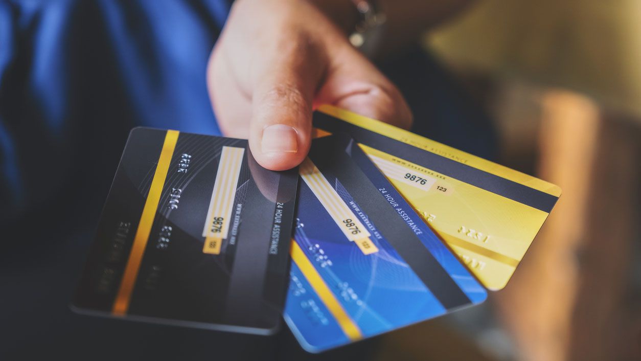 que ocurre con los clientes cuando un banco absorbe a otro banco1