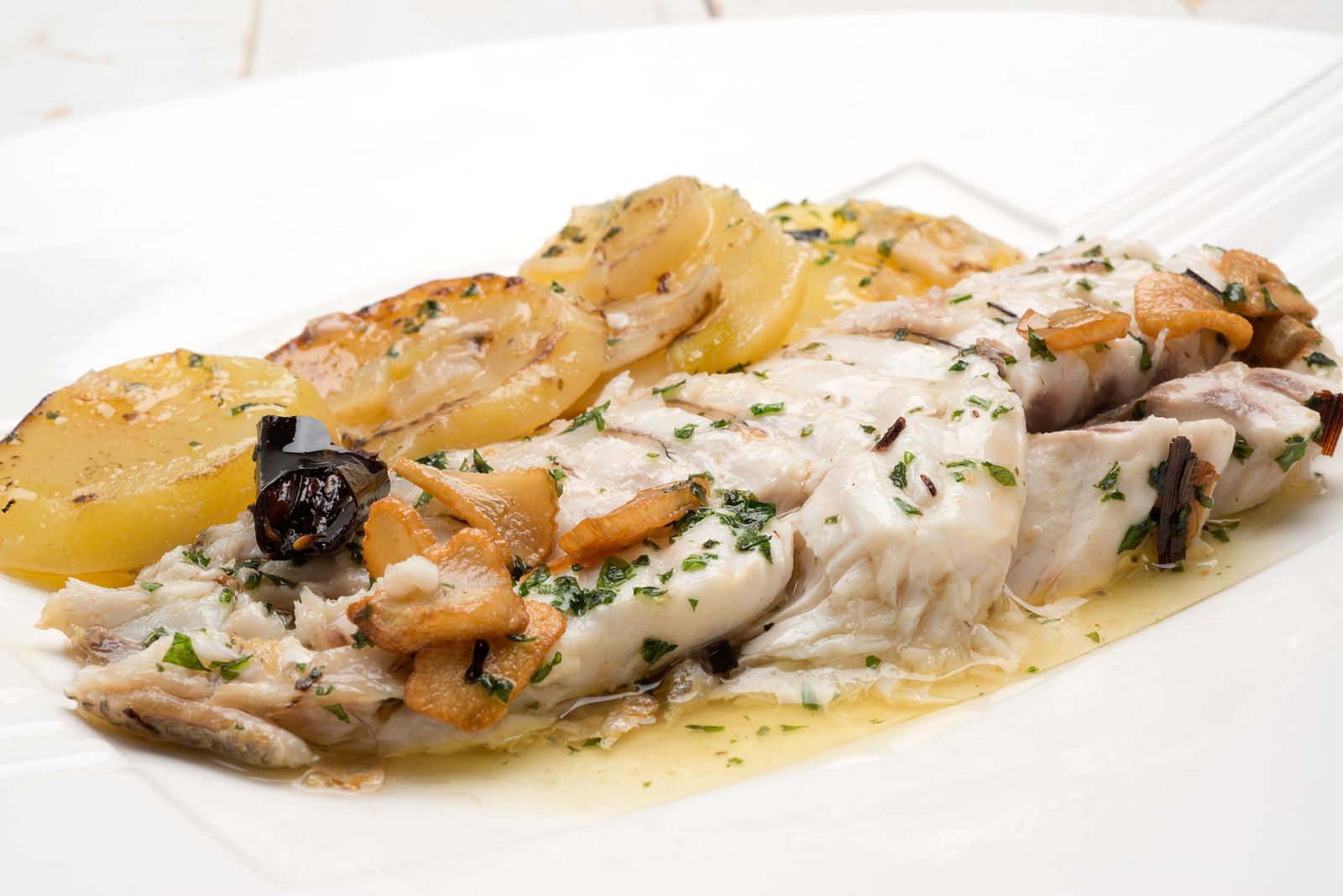 1791 Besugo al horno (975) xl