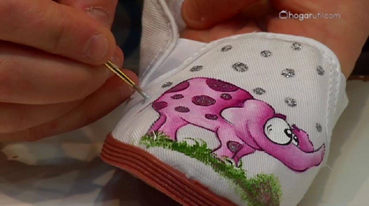 Pintar zapatillas de tela p2