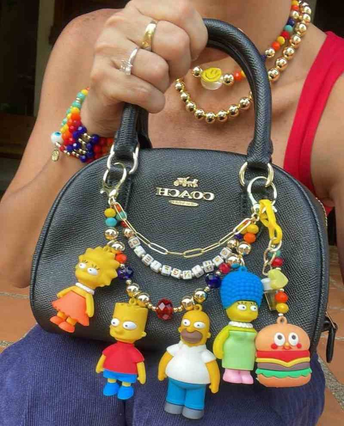 Los Simpson, Hello Kitty, Snoopy... puedes colgar de tu bolso cualquier cosa que te represente