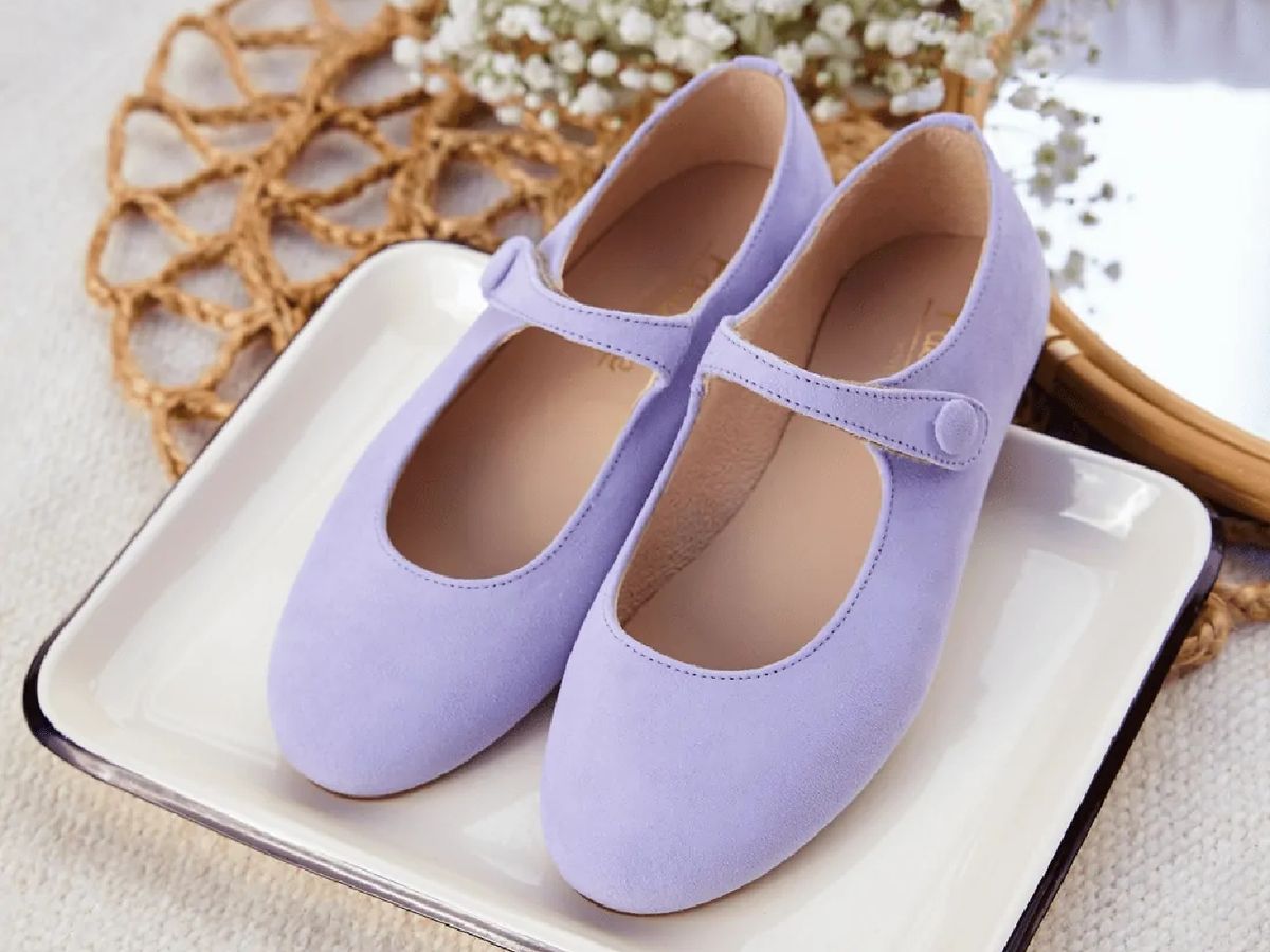 Merceditas para comunión de ante