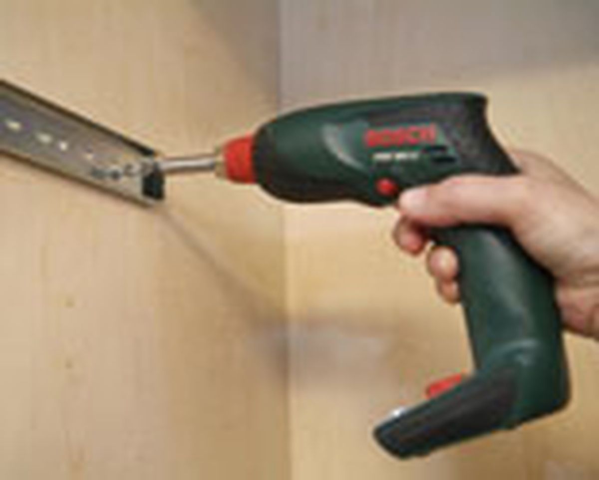 brico 0511 1 espejo extraible pivotante paso 4