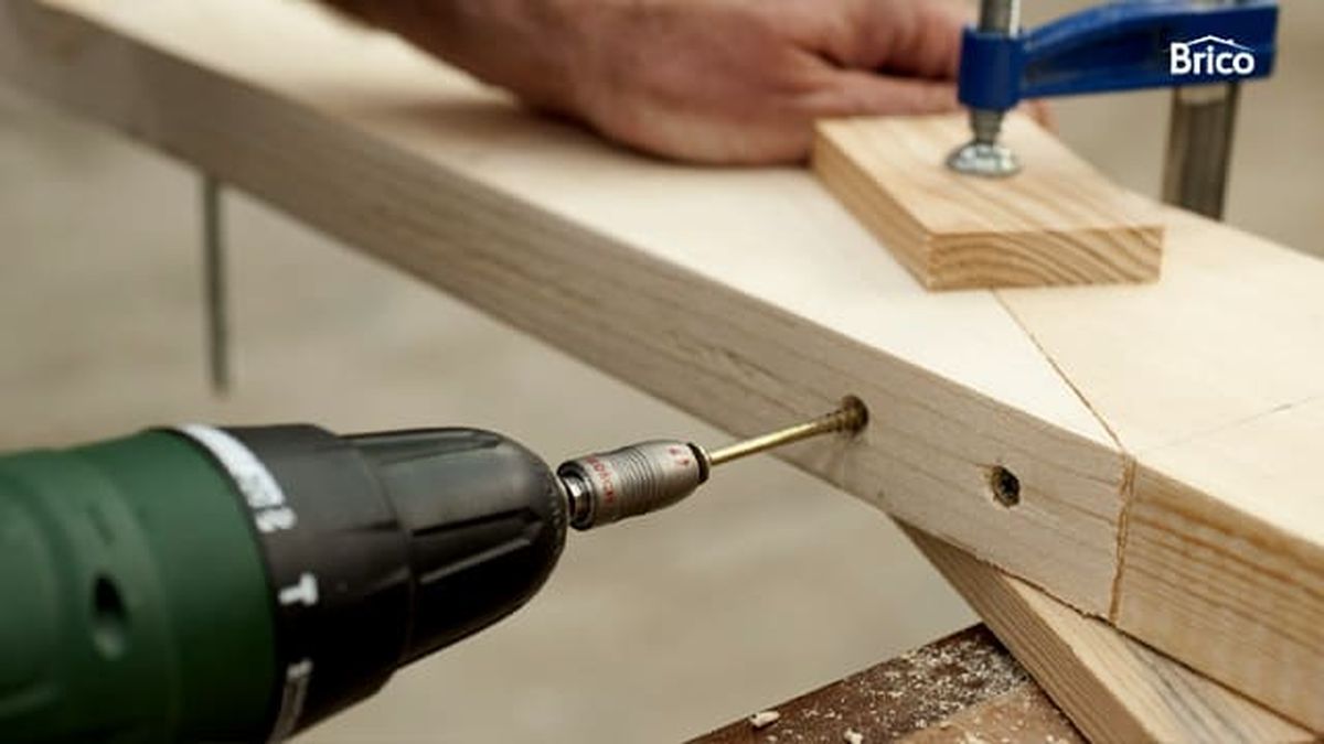 Brico 663 como hacer una pergola de madera p12