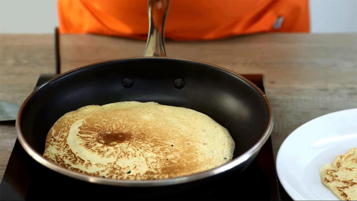 Receta de crepes veganos con relleno de setas y pipas de girasol  paso 4