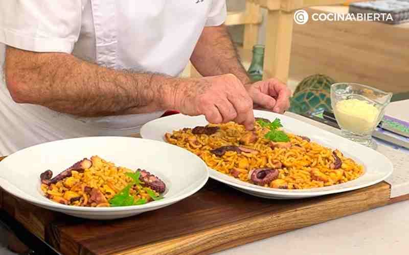Acompaña la fideuá de pulpo con alioli