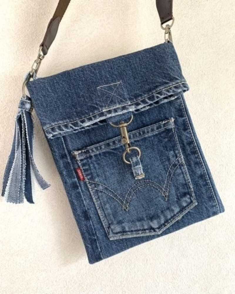 Bolso vaquero artesanal.