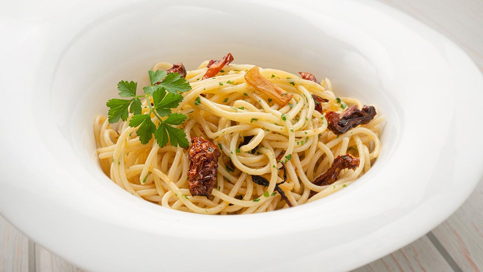 karl6676 espaguetis ajillo xl