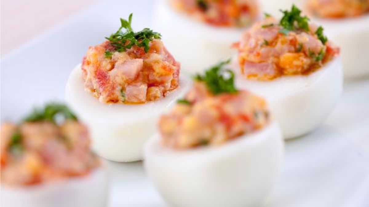 recetas de huevos rellenos ensaladilla