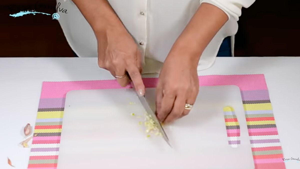 diez formas usar limon para limpiar la casa quita olor ajo manos