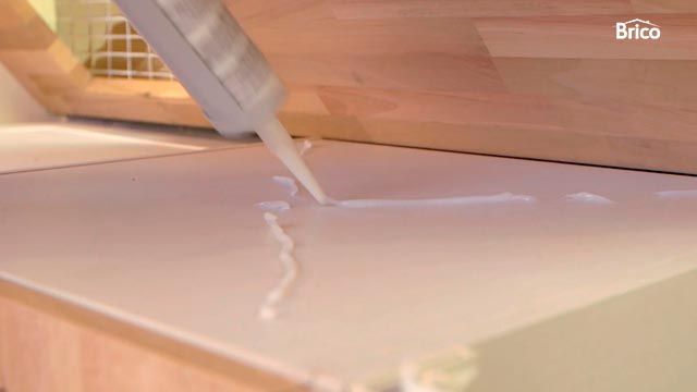 Instalar encimera de cocina de madera paso 9