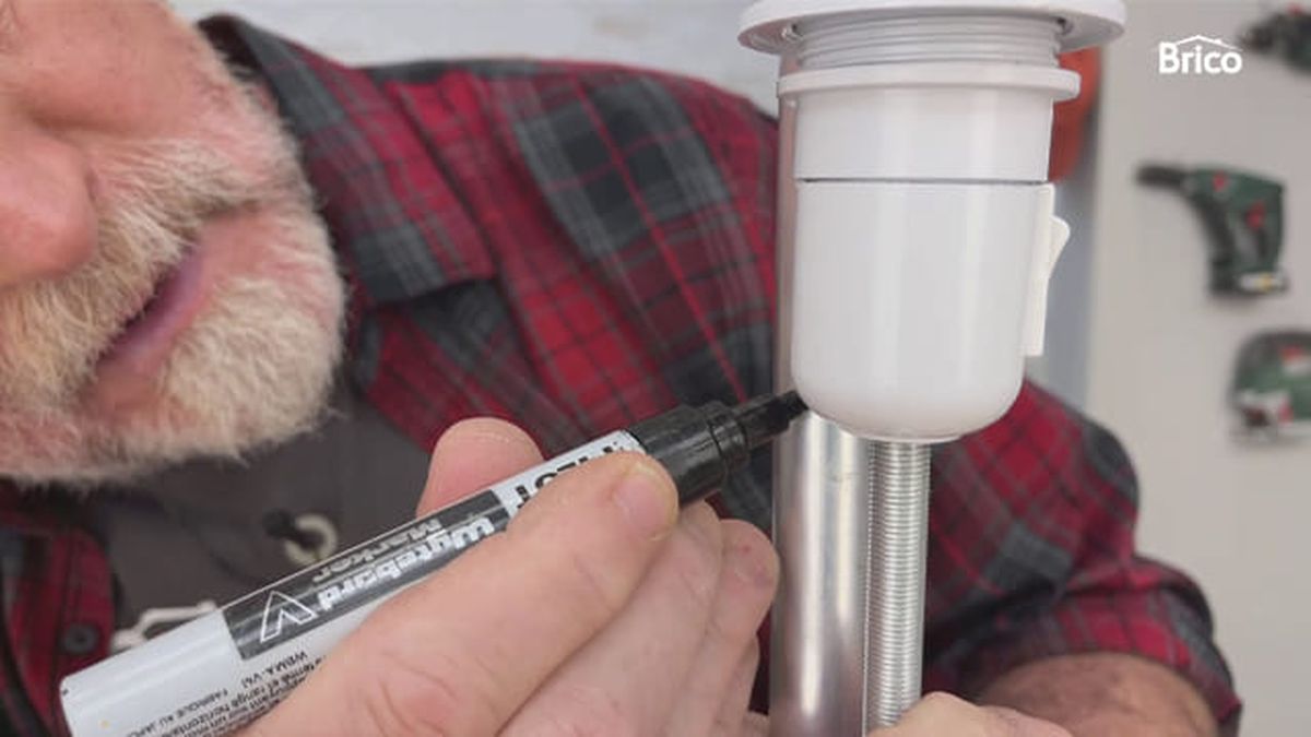 Bricomania 17 crea decora recicla lampara pie mesita paso9