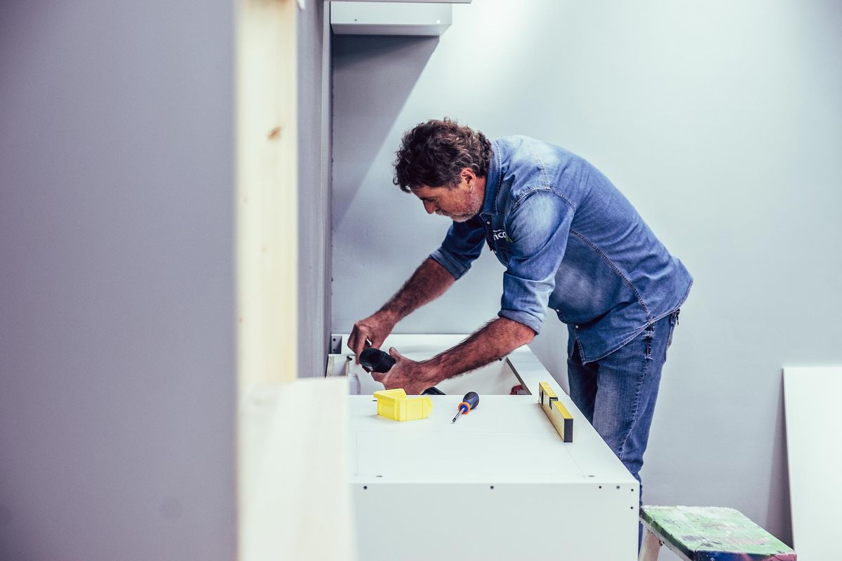 Instalar módulos de cocina en kit paso 5