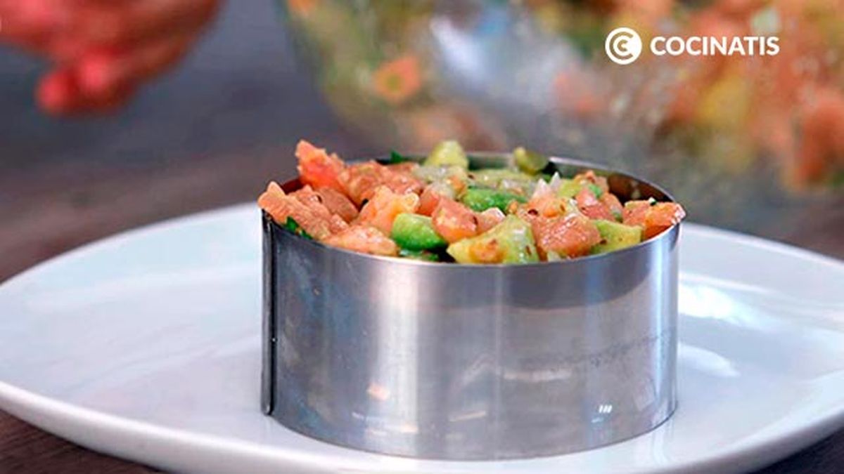 Receta de timbal de langostinos y aguacate  paso 5