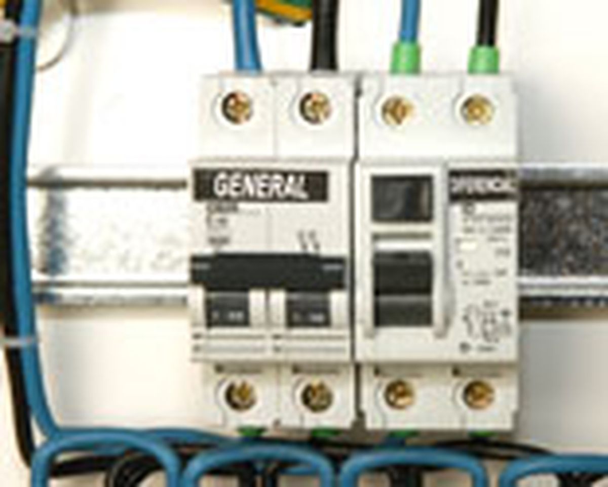 311 magnetotermico p5