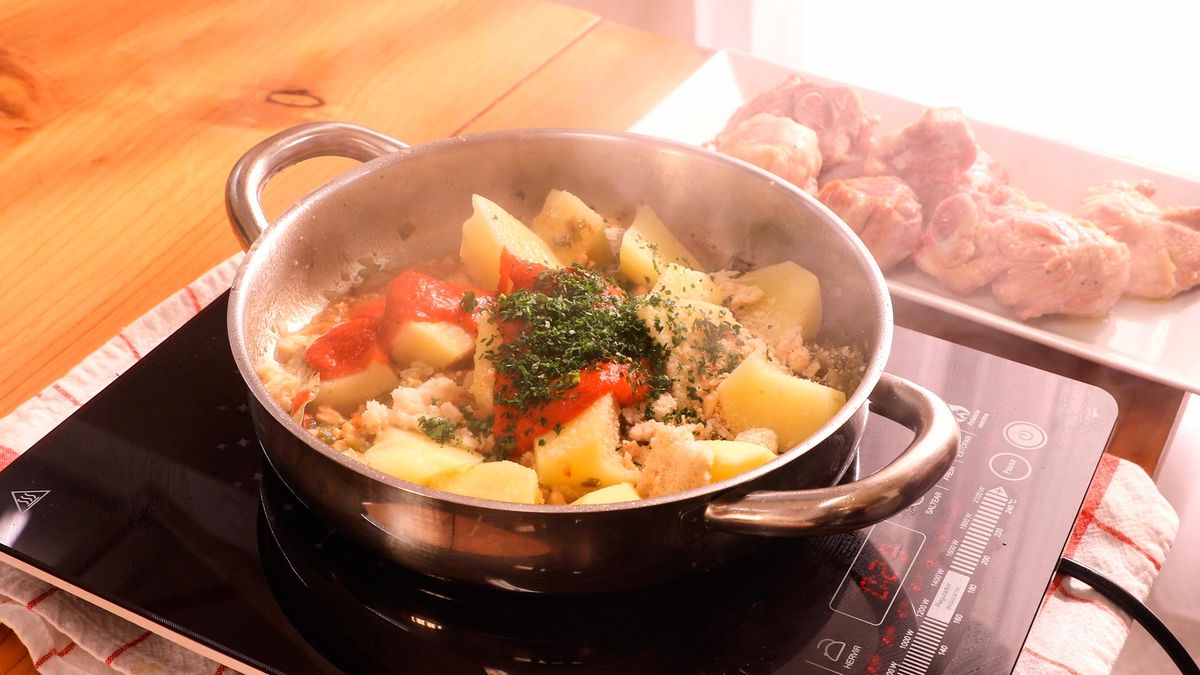 Receta de caldereta de cordero con patatas   paso 5