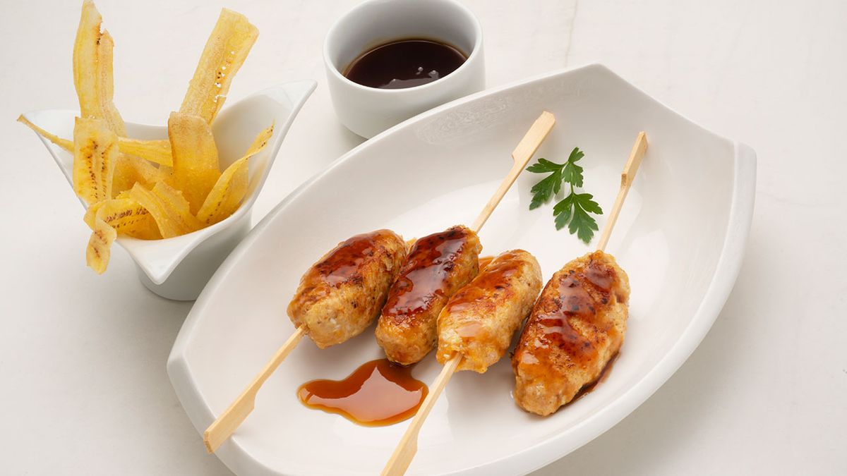 KARL6520 brochetas de pollo teriyaki presentacion