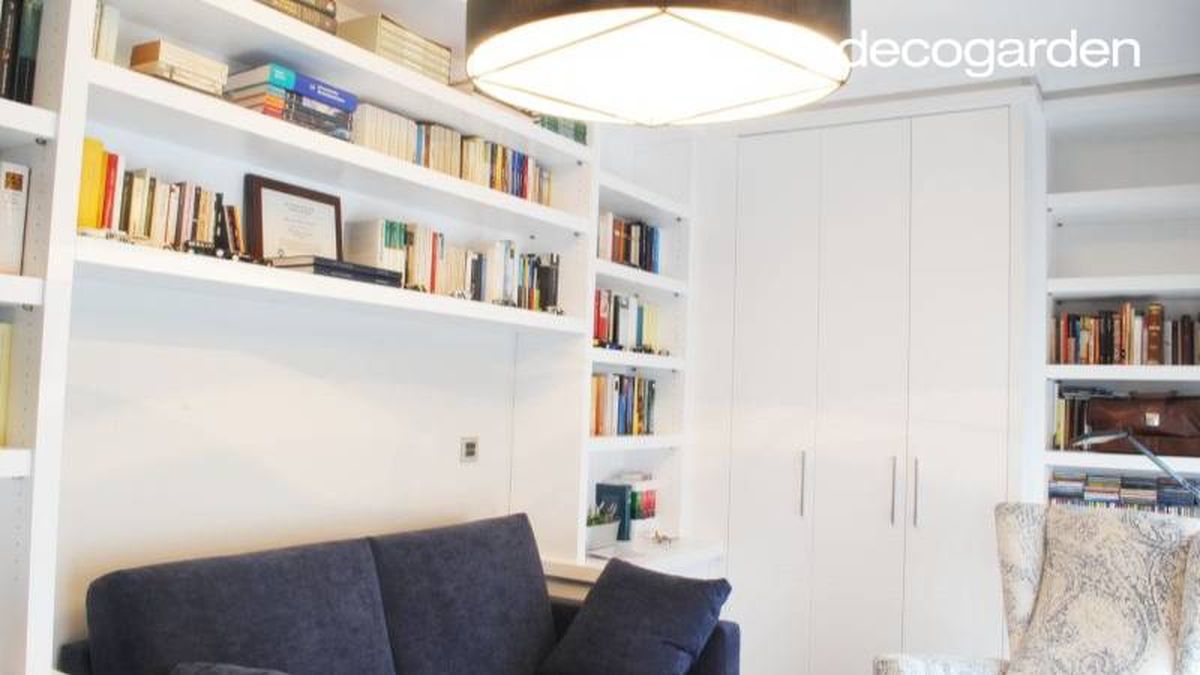 Estudio con armario puente.