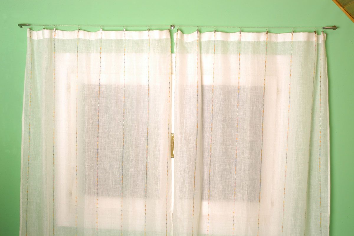 Instalación de cable de cortina con pinzas paso 10