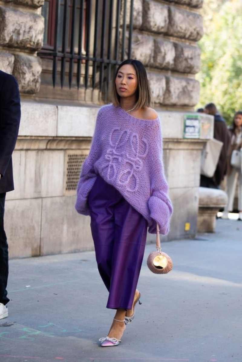 El color morado representa la emoción del miedo y del aburrimiento