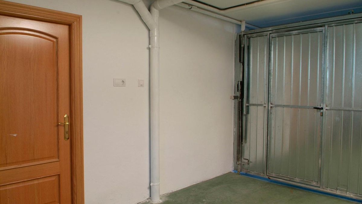 Pintar la bajante de la tubería paso 7