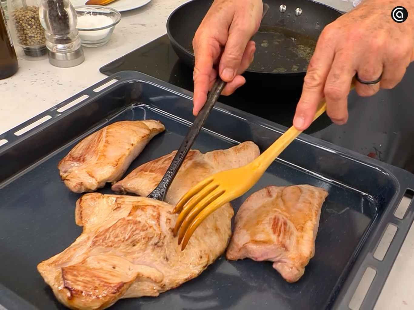 Sella y hornea el secreto de cerdo