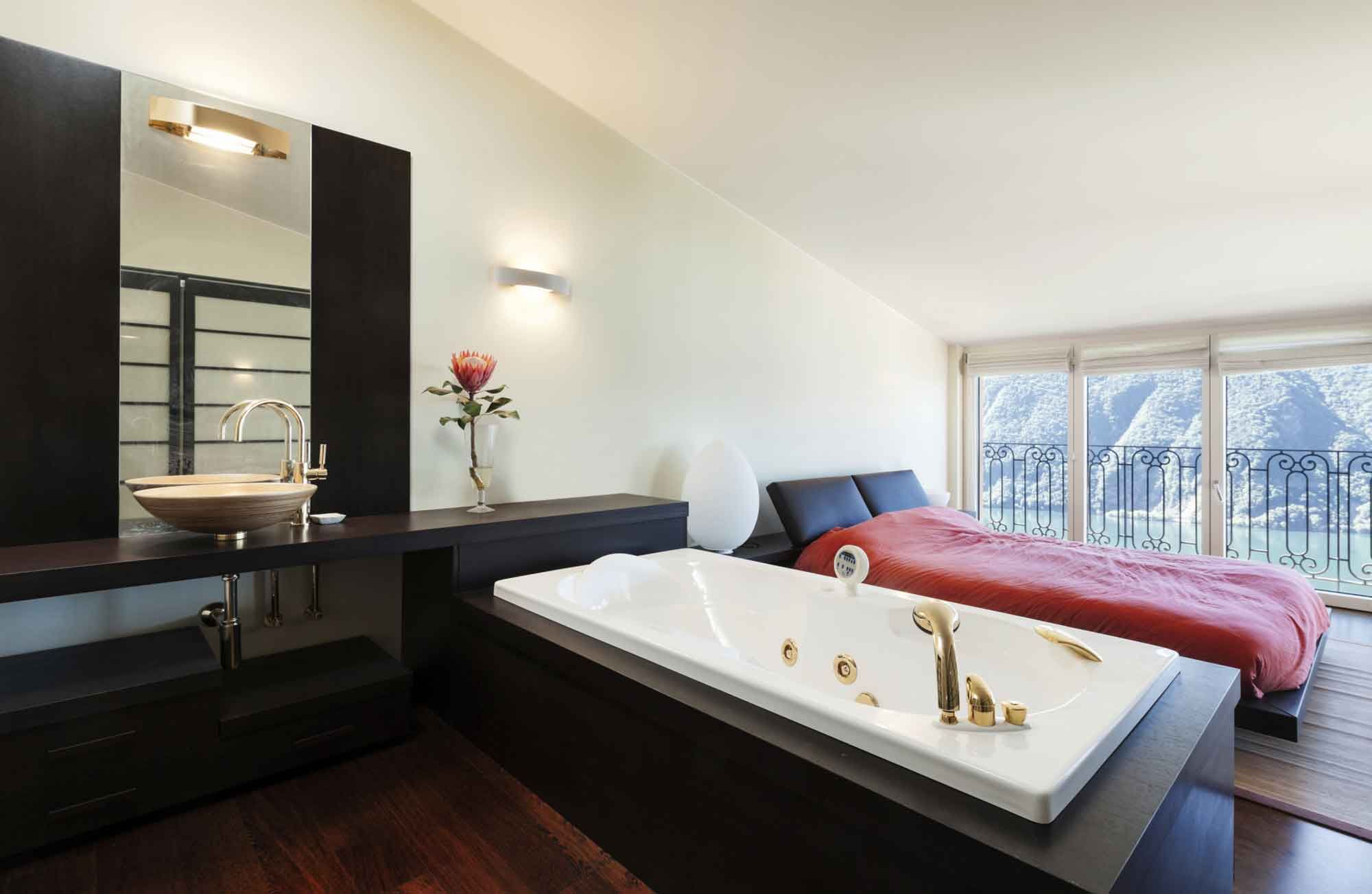Baños abiertos al dormitorio 2