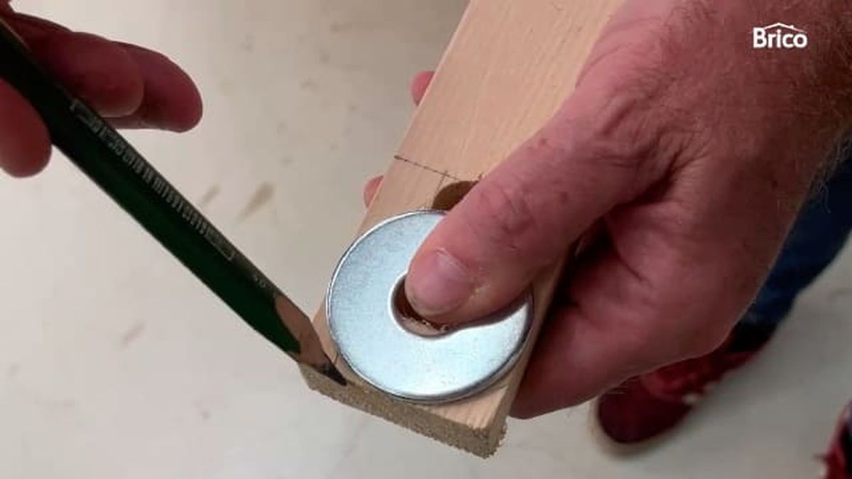 bricomania 53 como hacer una mesa plegable 9