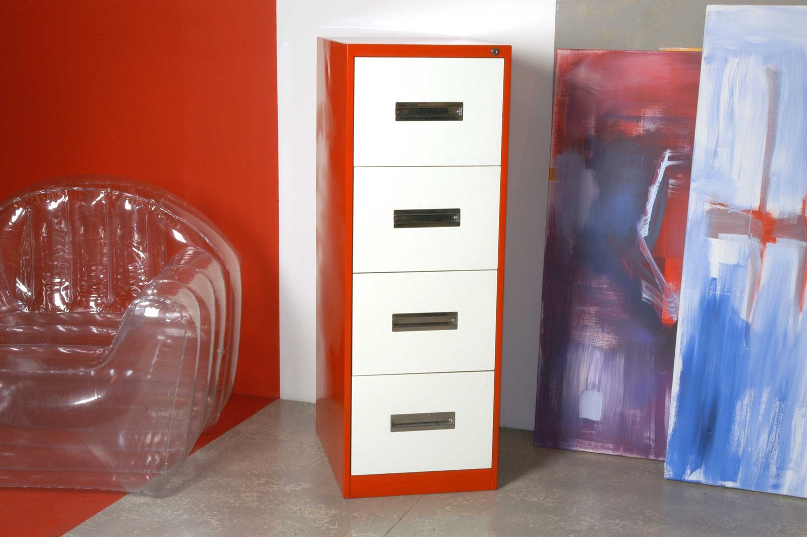 Pintar archivador metálico