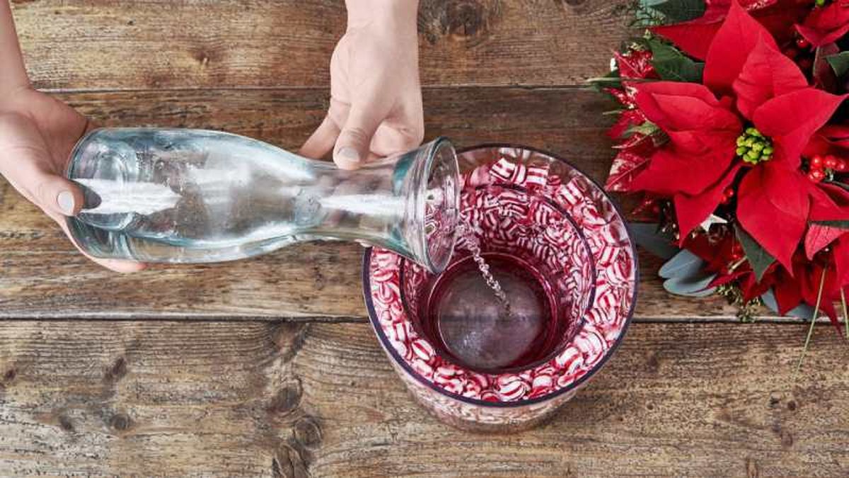 Llena el vaso con agua