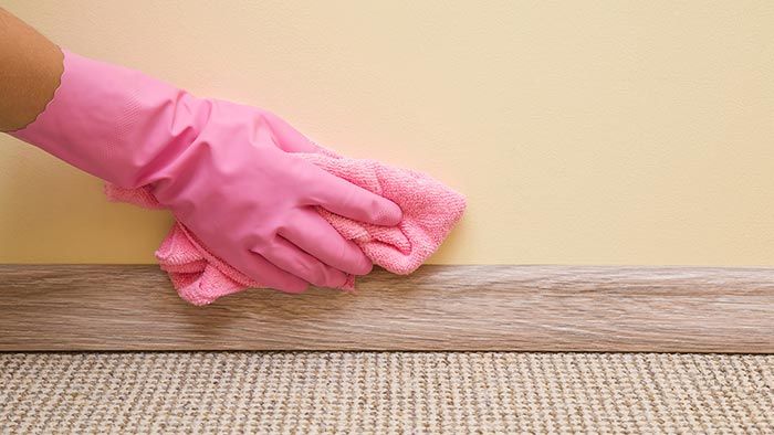 Los problemas mas habituales al pintar una pared   limpiarla