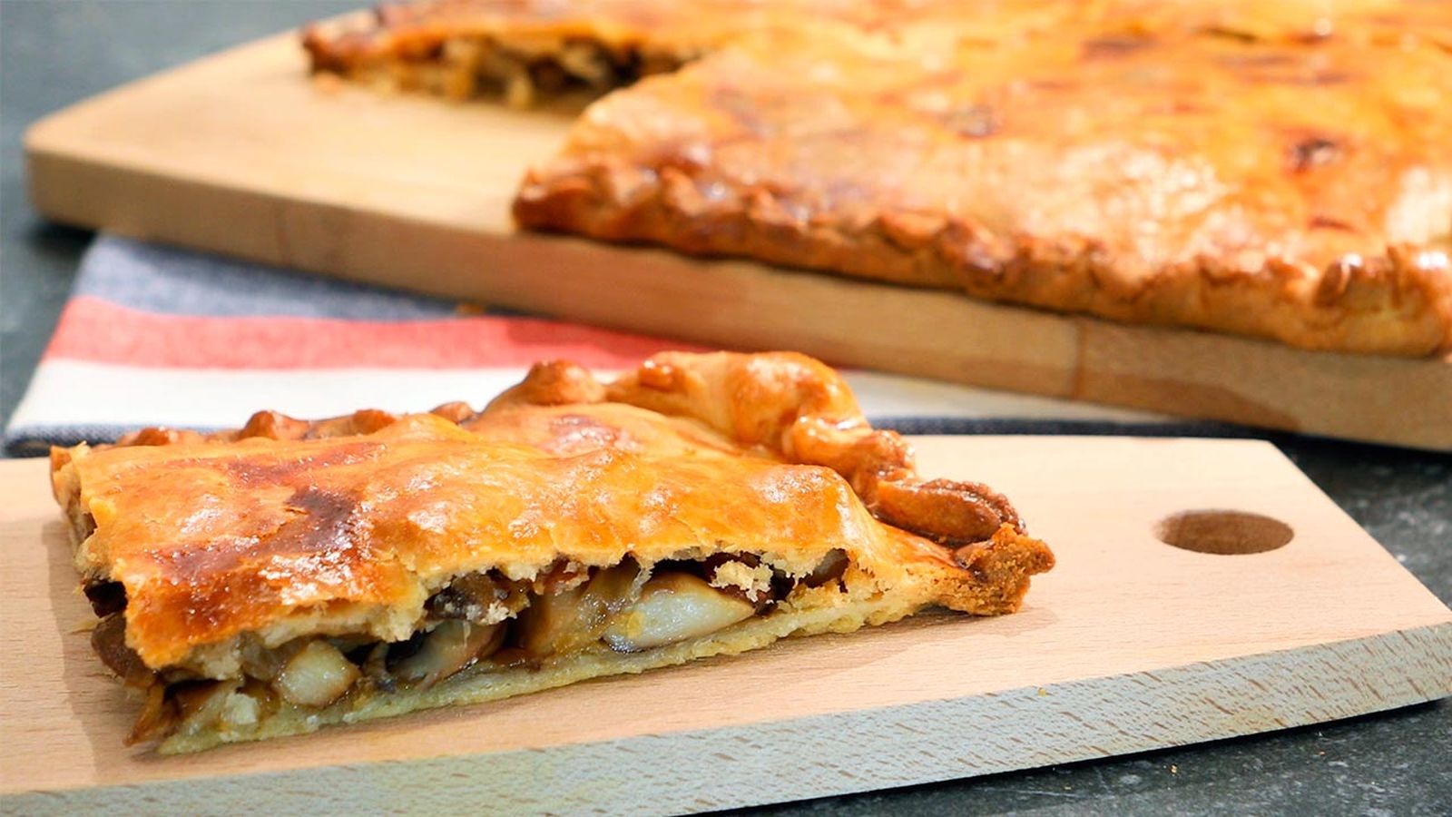 Receta de empanada de setas y bacon