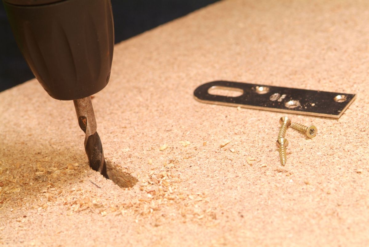 Estantería con baldas móviles paso 4