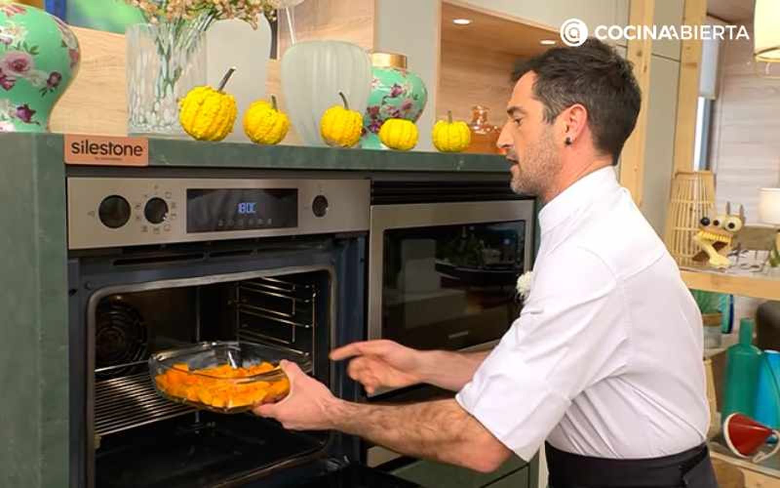 Asa la calabaza en el horno