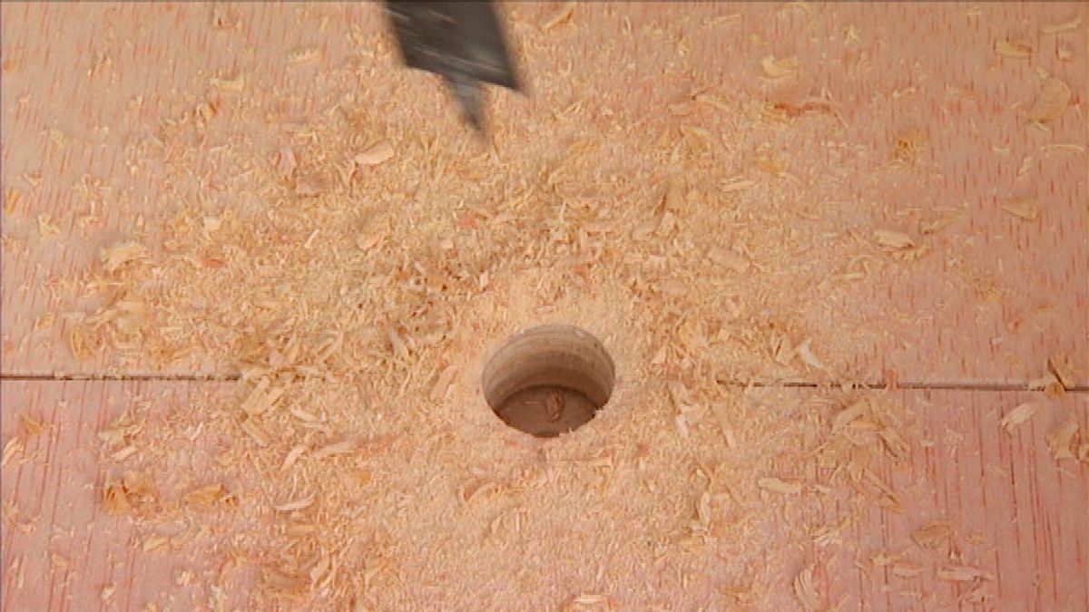 Cómo hacer una cuna con forma de camión paso 2