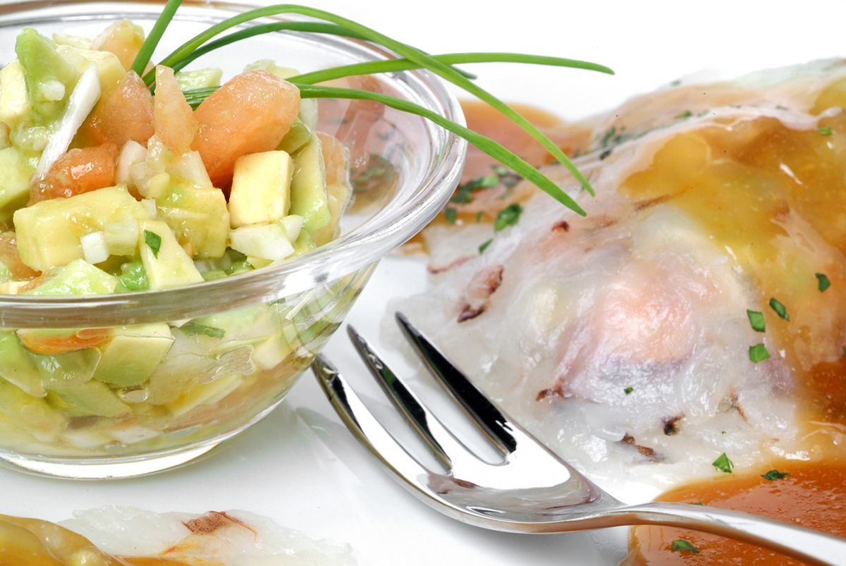 0027 MONTADITOS DE LANGOSTINOS Y AGUACATE