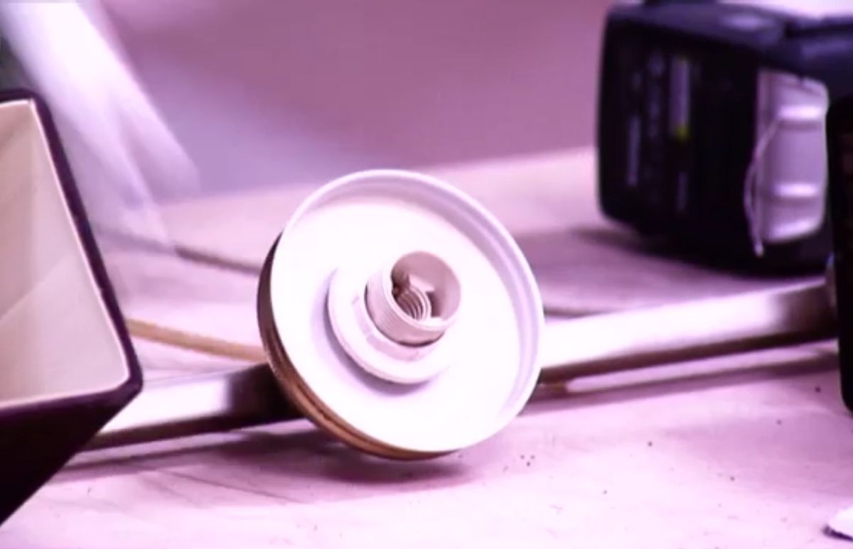 Lámpara con tarros de cristal paso 4