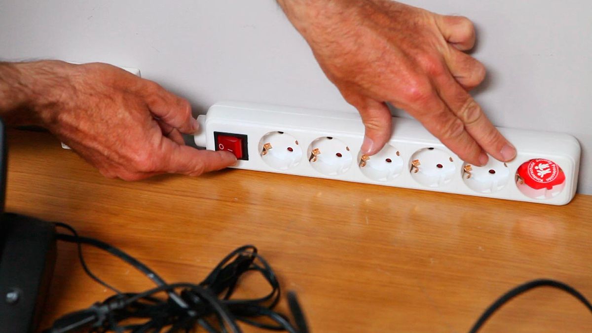 Briconsejo2 794 anadir regleta a base de enchufe p7