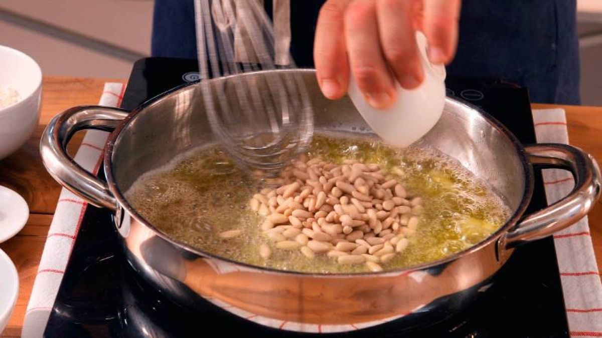 Croquetas de espinacas y piñones   Paso 1