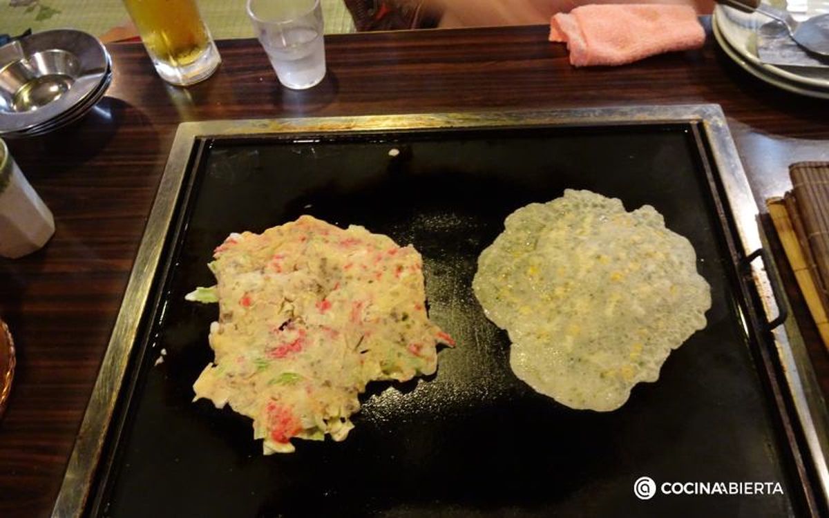 En un restaurante en Asakusa me cociné yo misma el okonomiyaki
