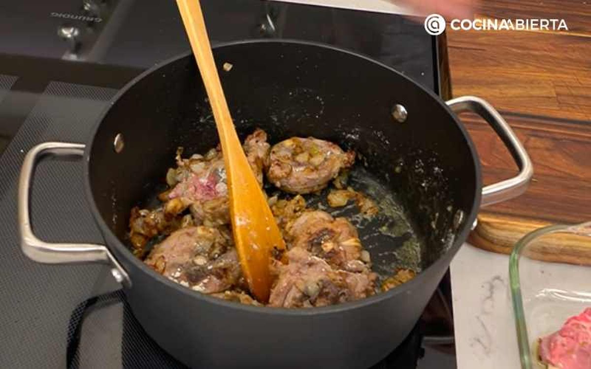 Rehoga a fuego medio