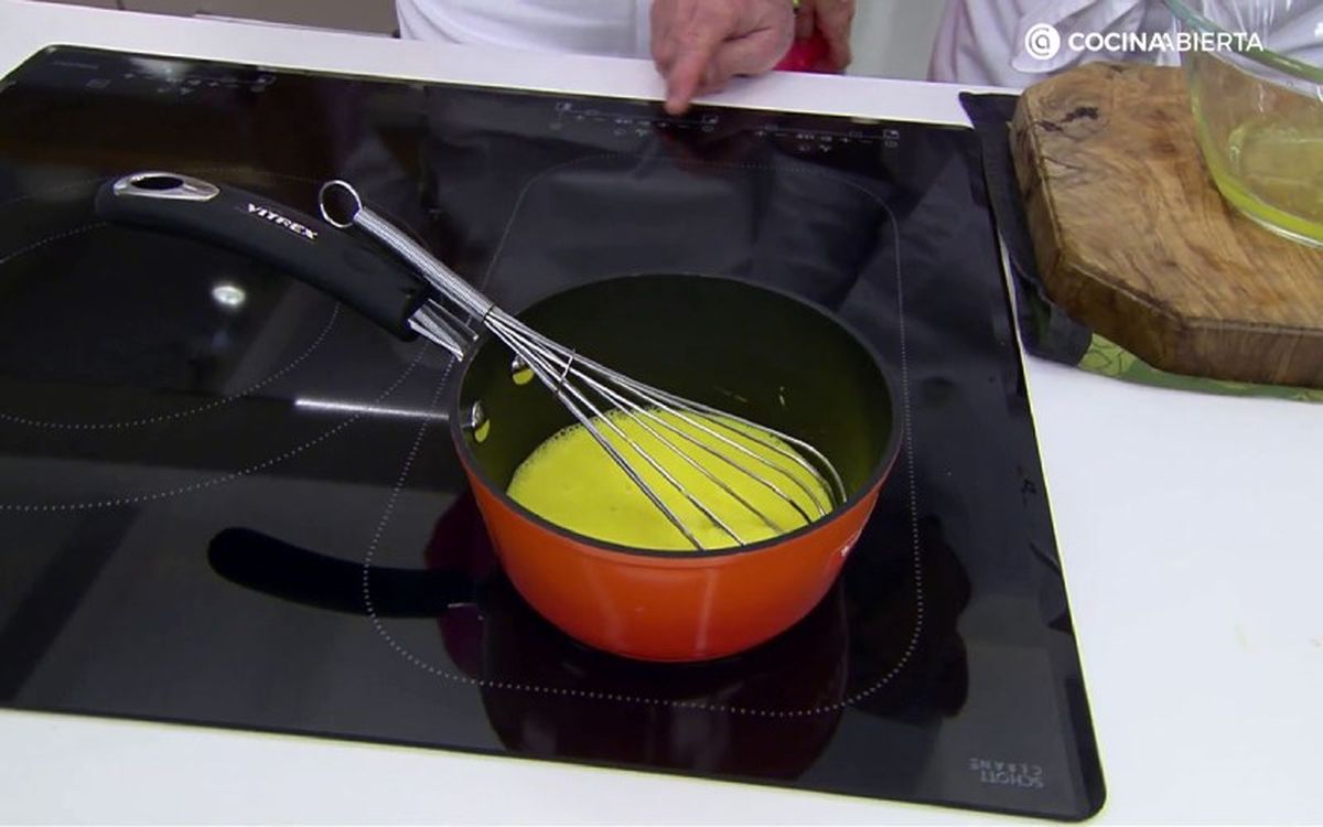 Templa las yemas antes de añadirlas al vaso batidor