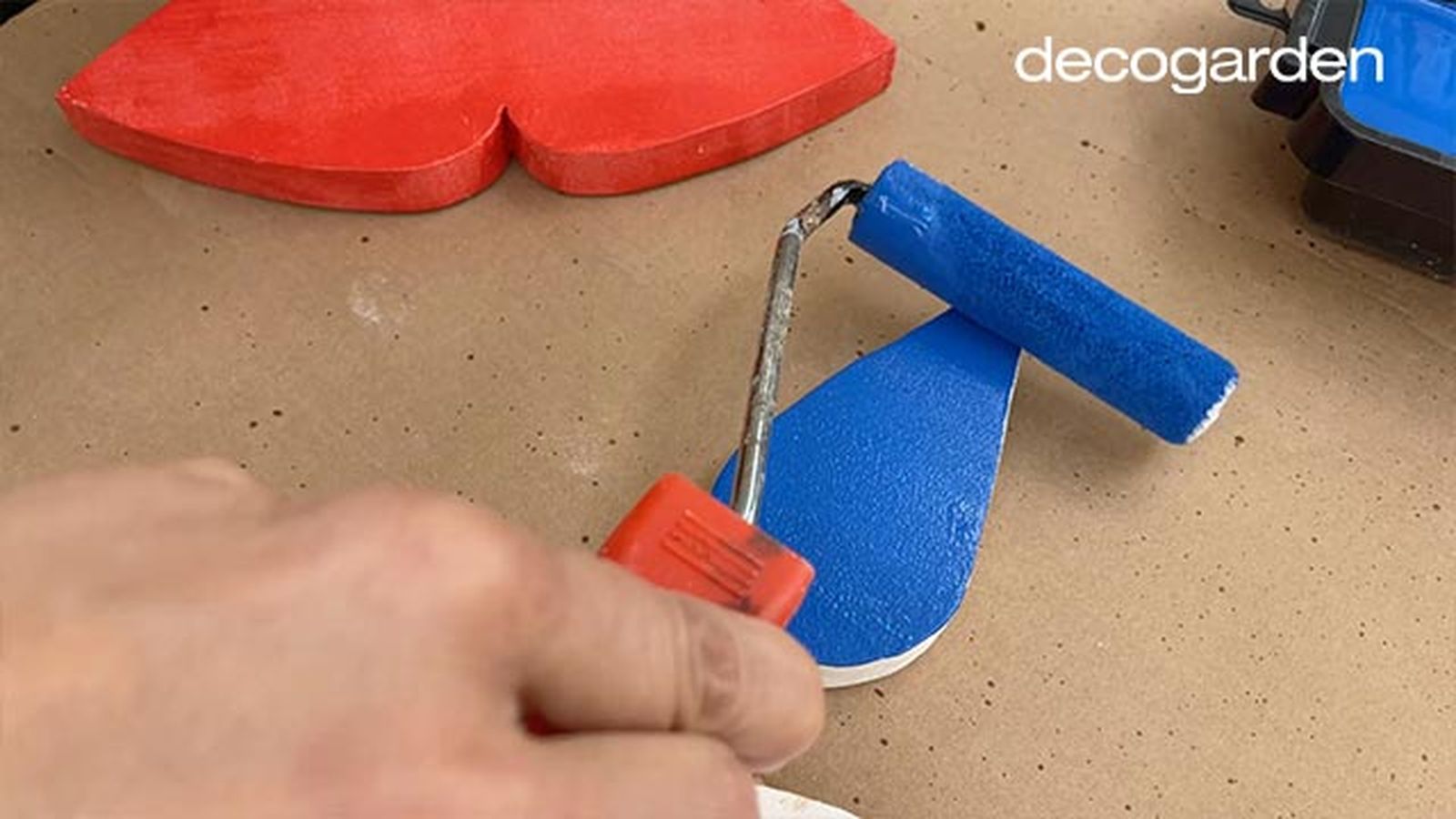 como hacer un movil decorativo madera paso 8