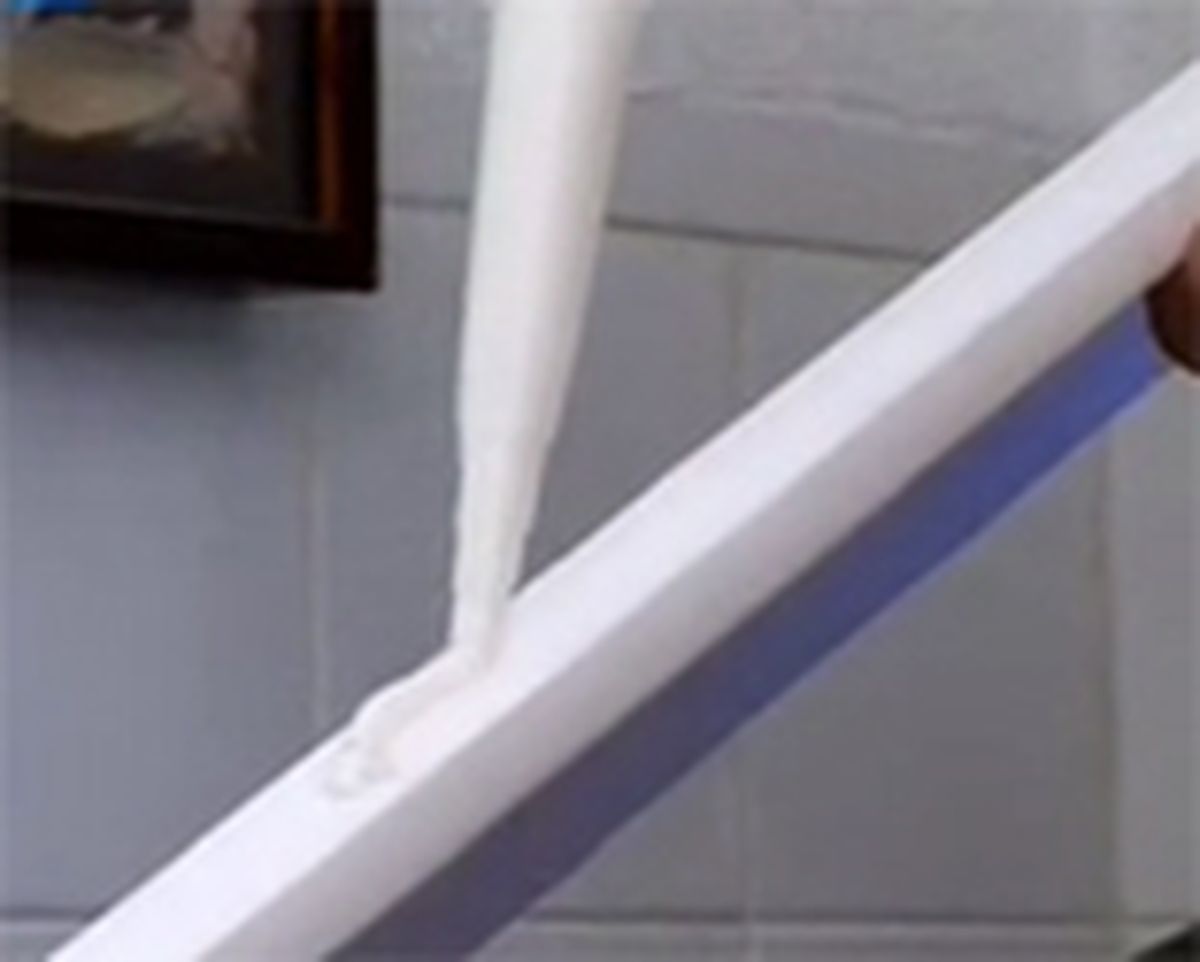 Paso2colocarmoldurabaño